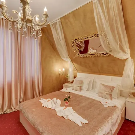 فندق Imperia 3*
