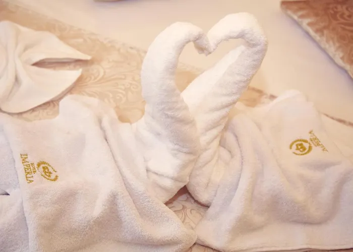 Imperia מלון וארנה